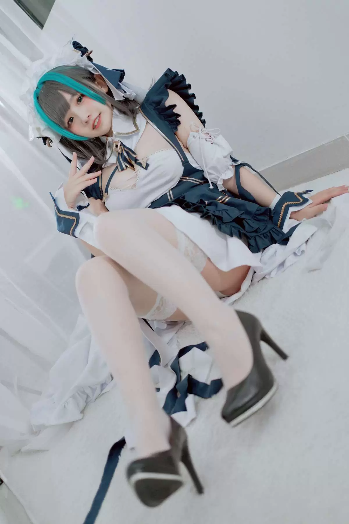 阿半今天很开心 美女Cosplay写真合集 38套