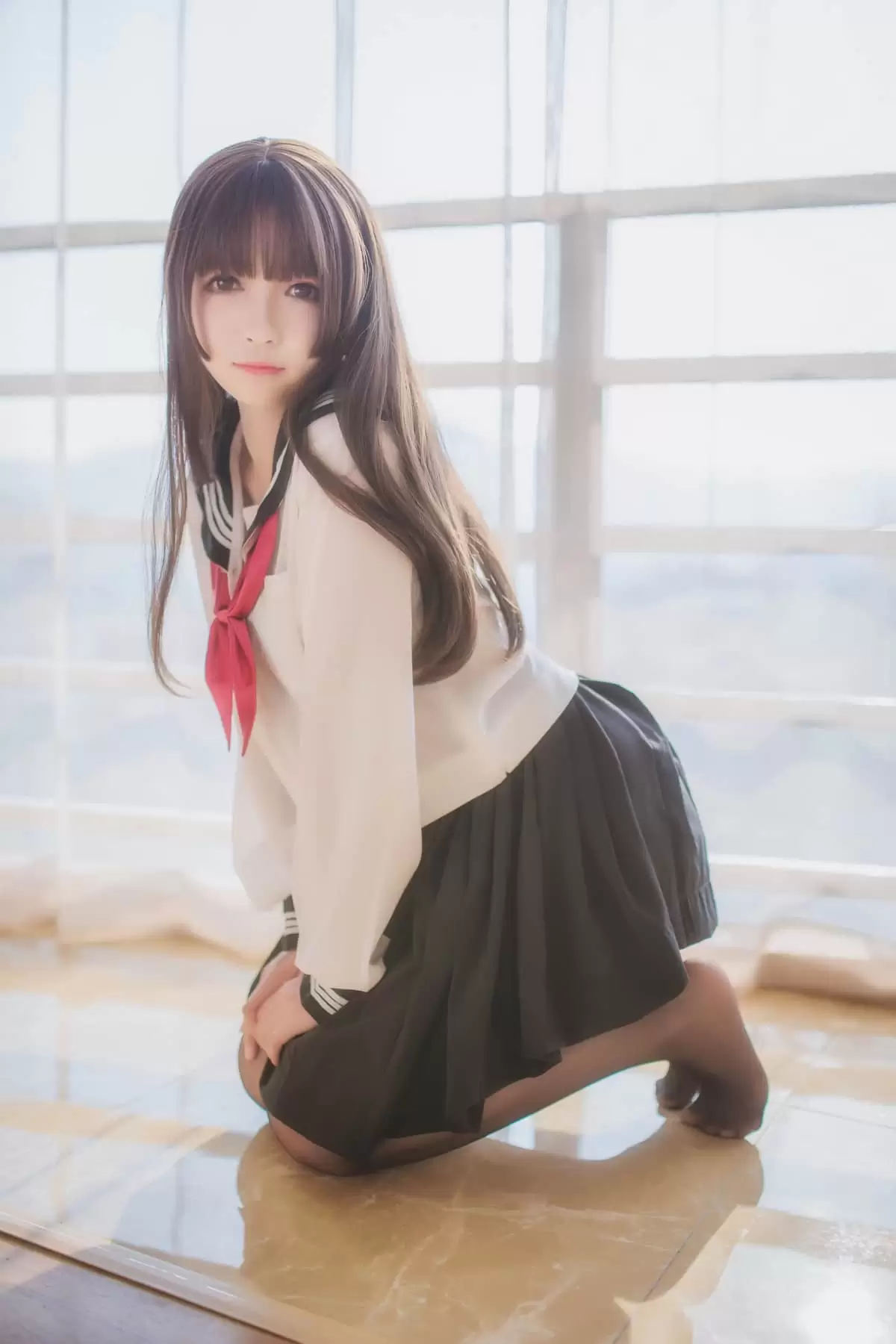 白金Saki 最新写真合集 21套