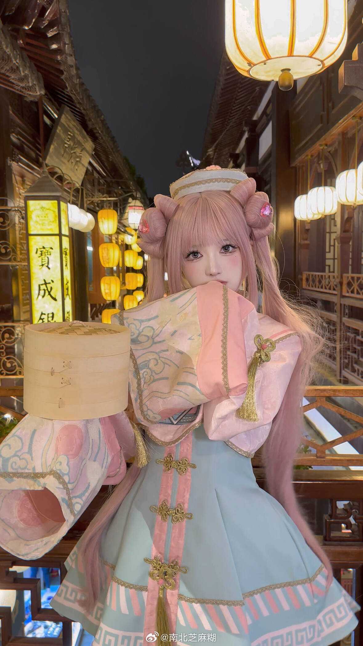 频繁记录着，因为生活值得