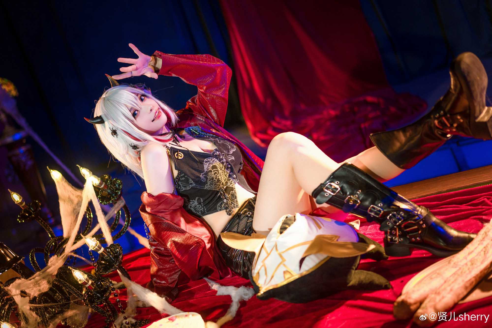 自己尝试了下托帕万圣节的搭配~合不合适呀