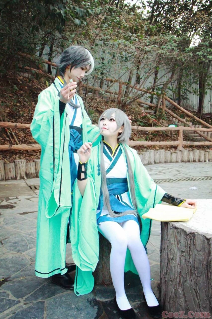 刀剑春秋小姐姐袜子很厚