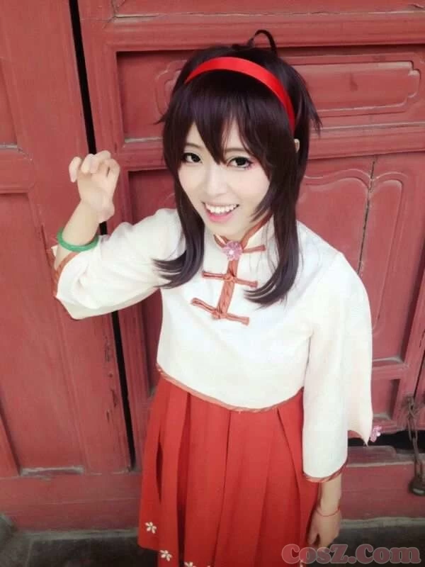 穹妹古装其实也很温暖哦服装不错