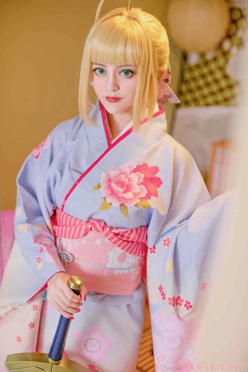 骑士王Saber晴着鲜艳和服登场