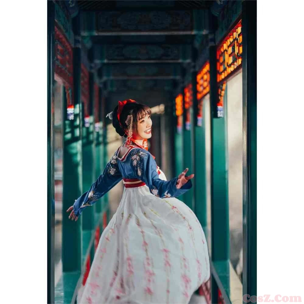 唐门三少爷原来是个女的功夫还不错哦！