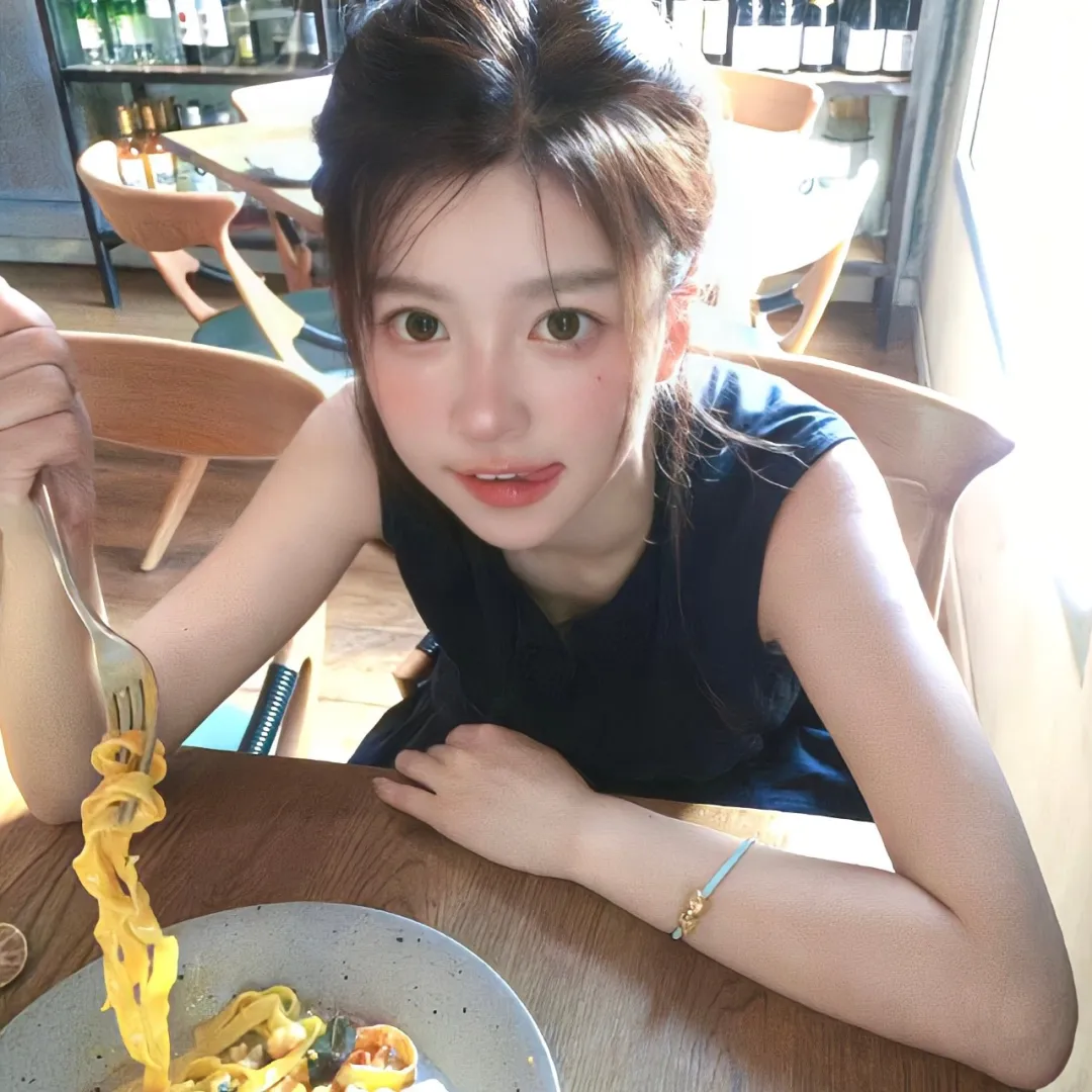 女头 | 持續快樂𝗶𝗻𝗴