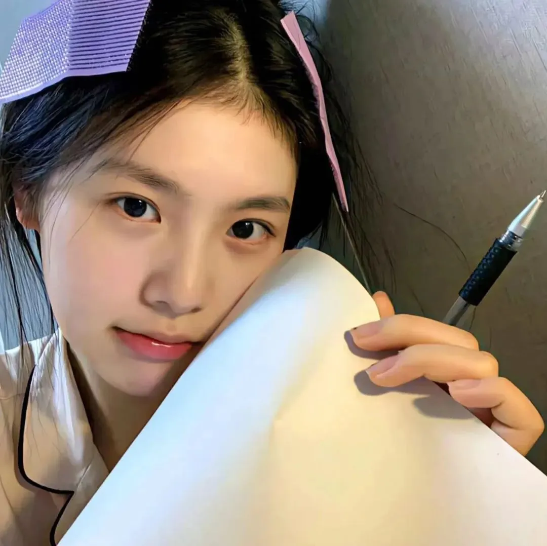 这种风格的头像太喜欢了