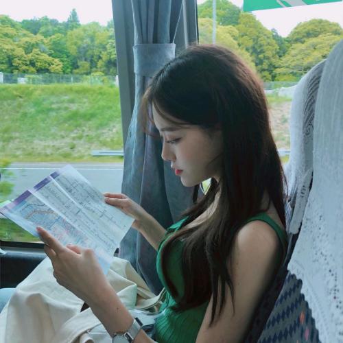 适合气质女孩使用的微信头像图片高冷气质美女