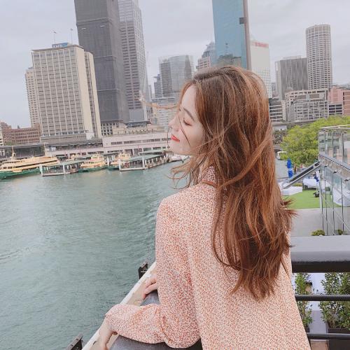 适合气质女孩使用的微信头像图片高冷气质美女