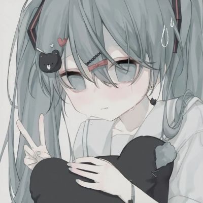 qq头像动漫女生可爱，活的坦荡荡想笑就笑吧