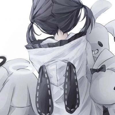 qq头像动漫女生可爱，活的坦荡荡想笑就笑吧