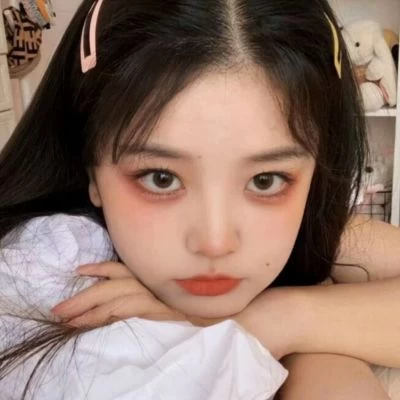 也许睡着才是常态，醒着只是为了手机做梦的素材 小众女头