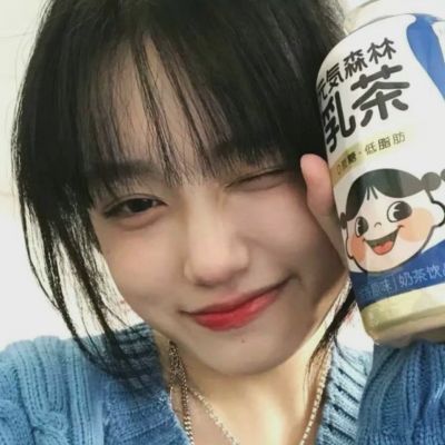 女生头像 花系少女 可爱女头像  爱自己是终生浪漫的开始。