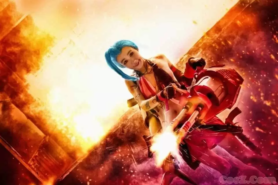 《C站·第335期》这个暴力萝莉金克丝像不像，后期做的还不错就是小牙齿亮了！