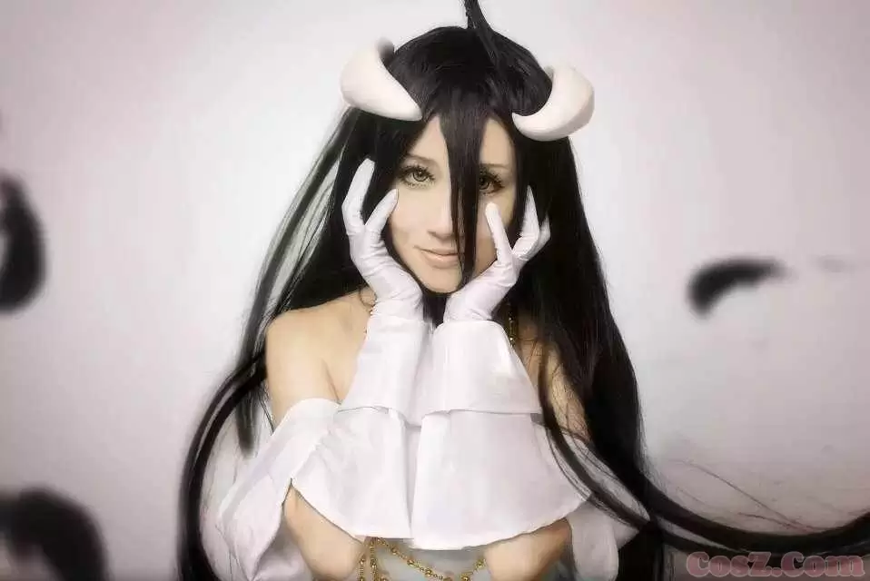 《C站·第315期》白雪公主脚太大了所以没有适合自己的舞鞋而无法参加舞会！