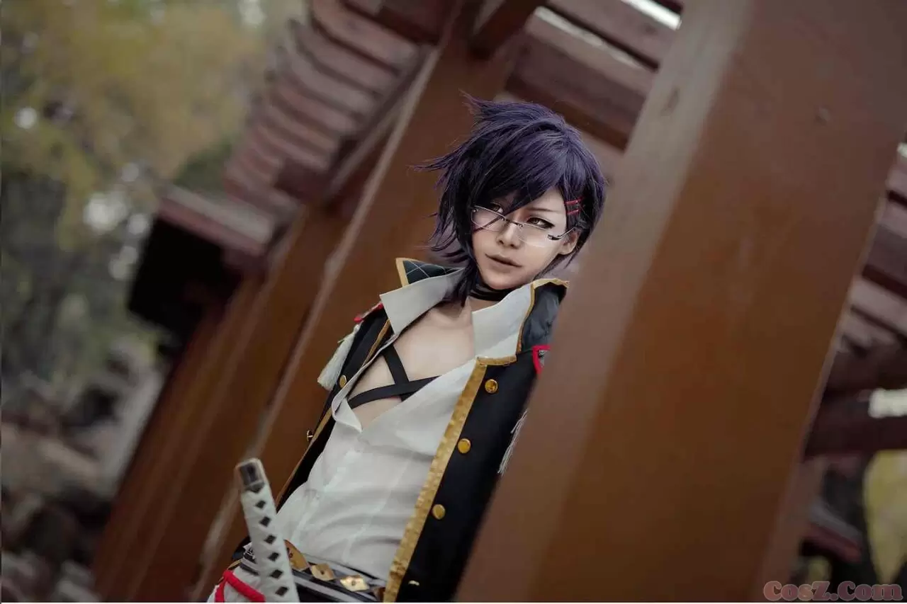 《C站·第280期》灵猫小埋抱着一瓶可乐吃这一袋海苔！