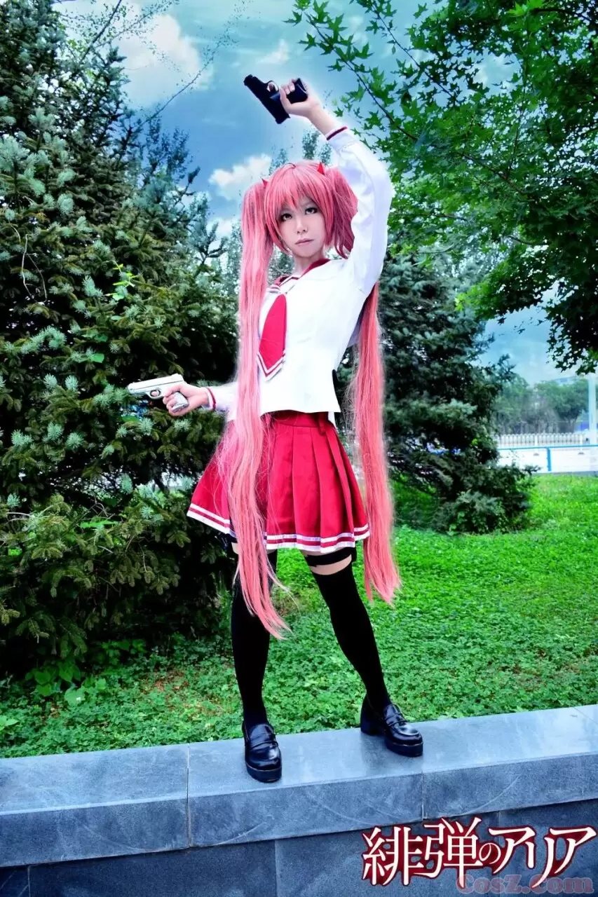 《C站·第272期》亚里亚黑丝学姐你想不想做她的一颗子弹上膛!