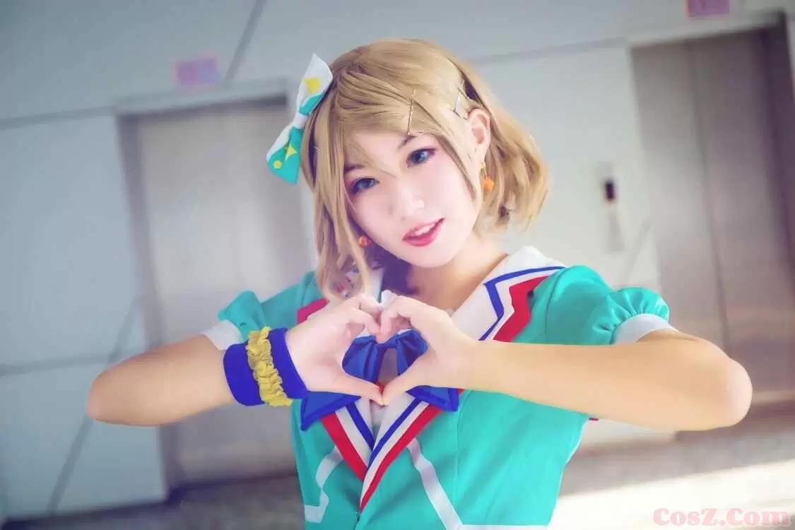 《C站·第152期》很喜欢这个角色当时补完番就萌上了