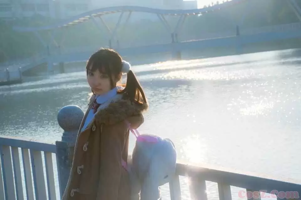 《C站·第41期》衬衣小萝莉装萌扮可爱哦