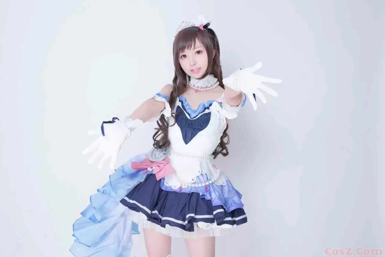 《C站·第24期》偶像大师灰姑娘女孩 星光舞台头发还烫个大卷