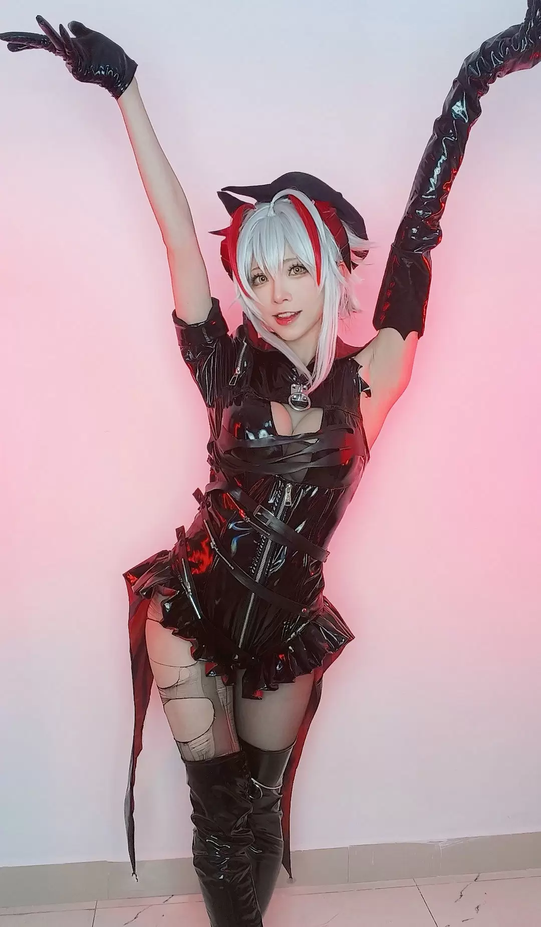 Kitaro_绮太郎 – 音律联觉 自拍 [17P] - 秀人网免费无水印在线套图写真