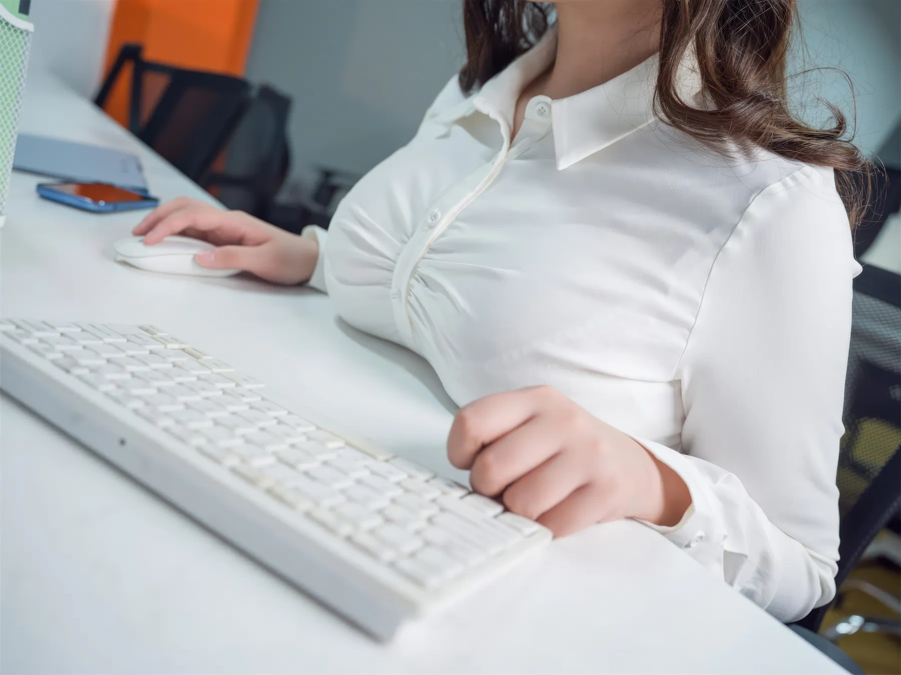 麻花麻花酱 – OL白衬衫姐姐 [40P] - 秀人网免费无水印在线套图写真