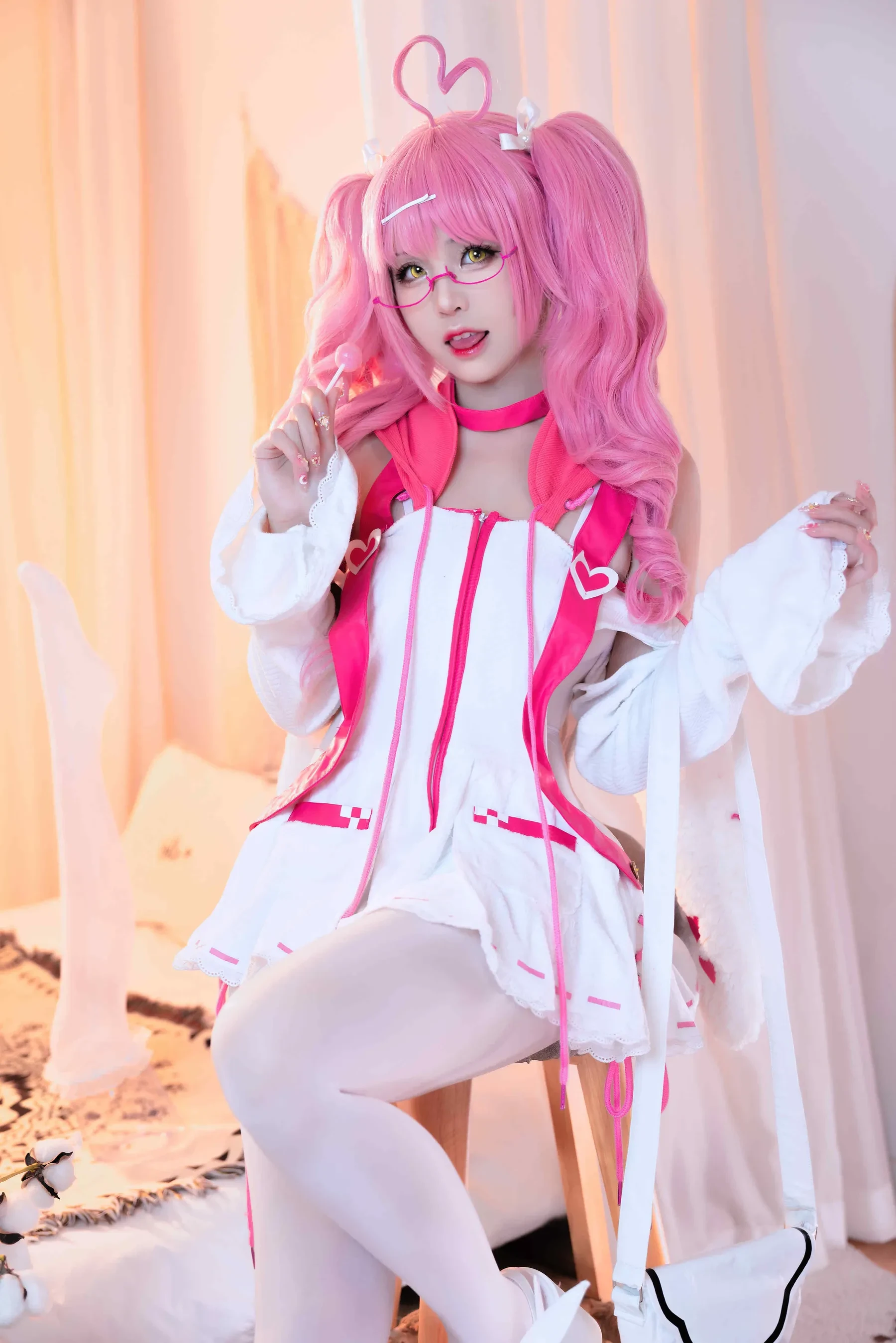 miko酱ww – 卡提那 [29P] - 秀人网免费无水印在线套图写真