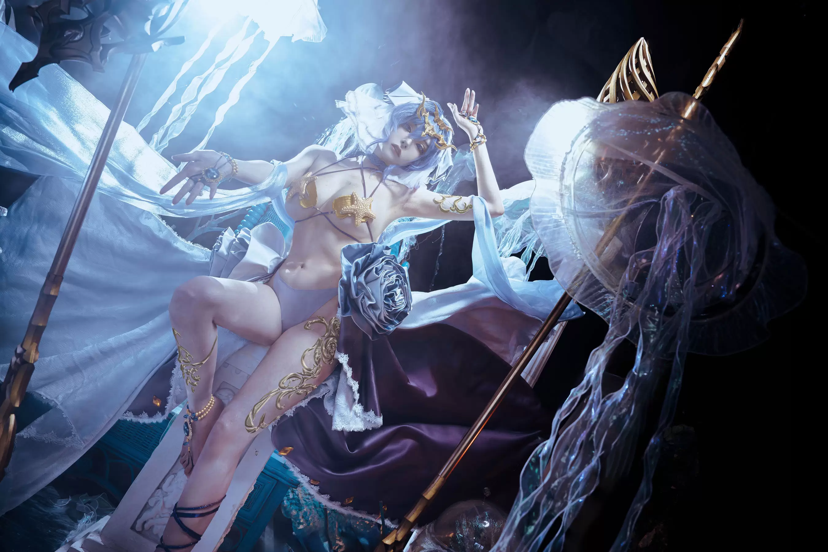 秋和柯基(夏小秋秋秋) – 女神乐园 波塞冬 [19P] - 秀人网免费无水印在线套图写真