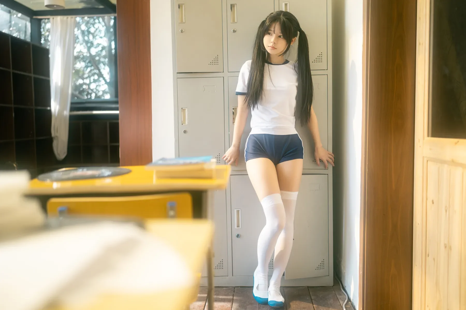 rua阮阮 – 春の更衣室-体操服 [47P] - 秀人网免费无水印在线套图写真