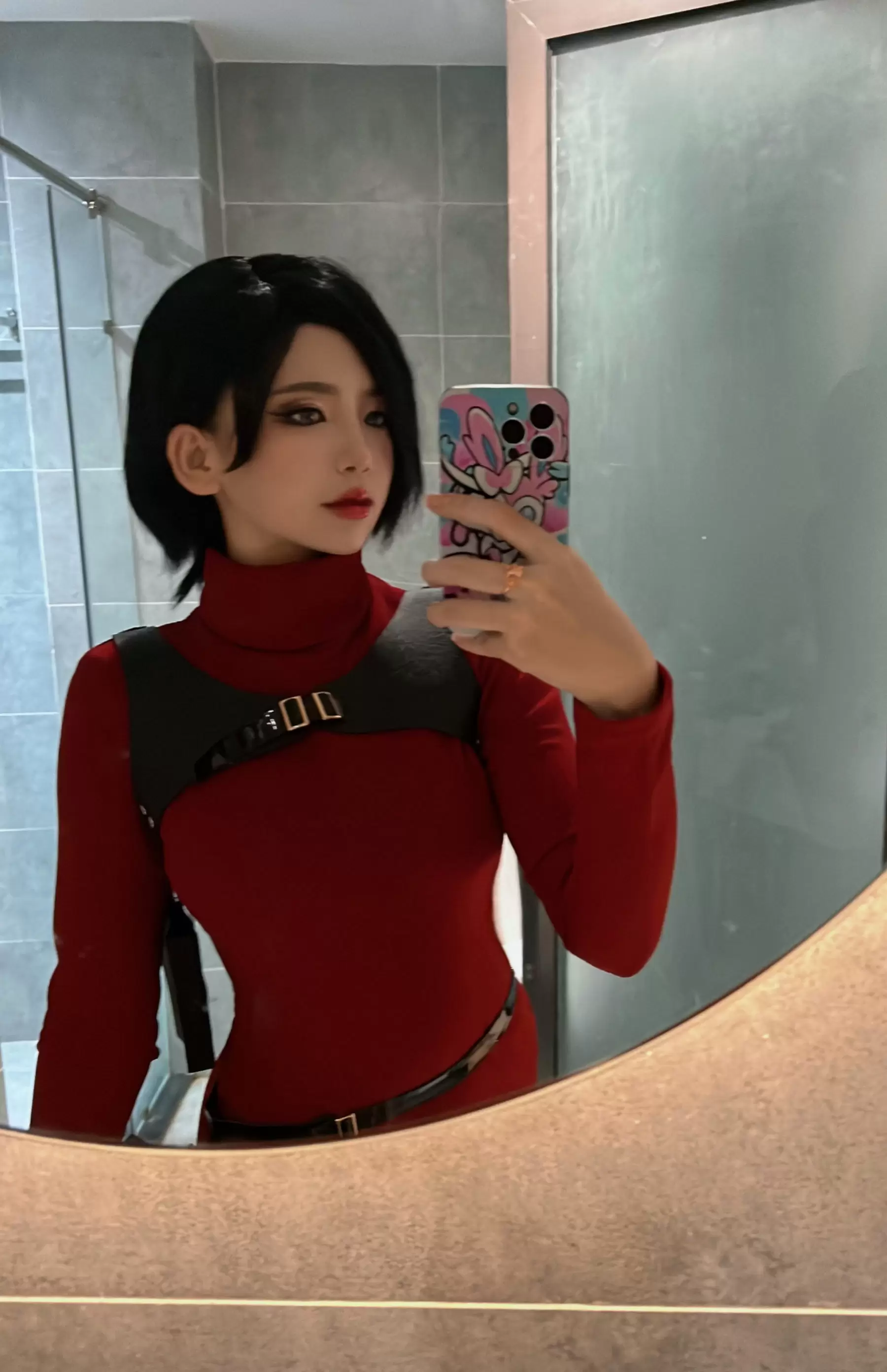 ZinieQ – Ada Wong RE4 Remake [39P] - 秀人网免费无水印在线套图写真