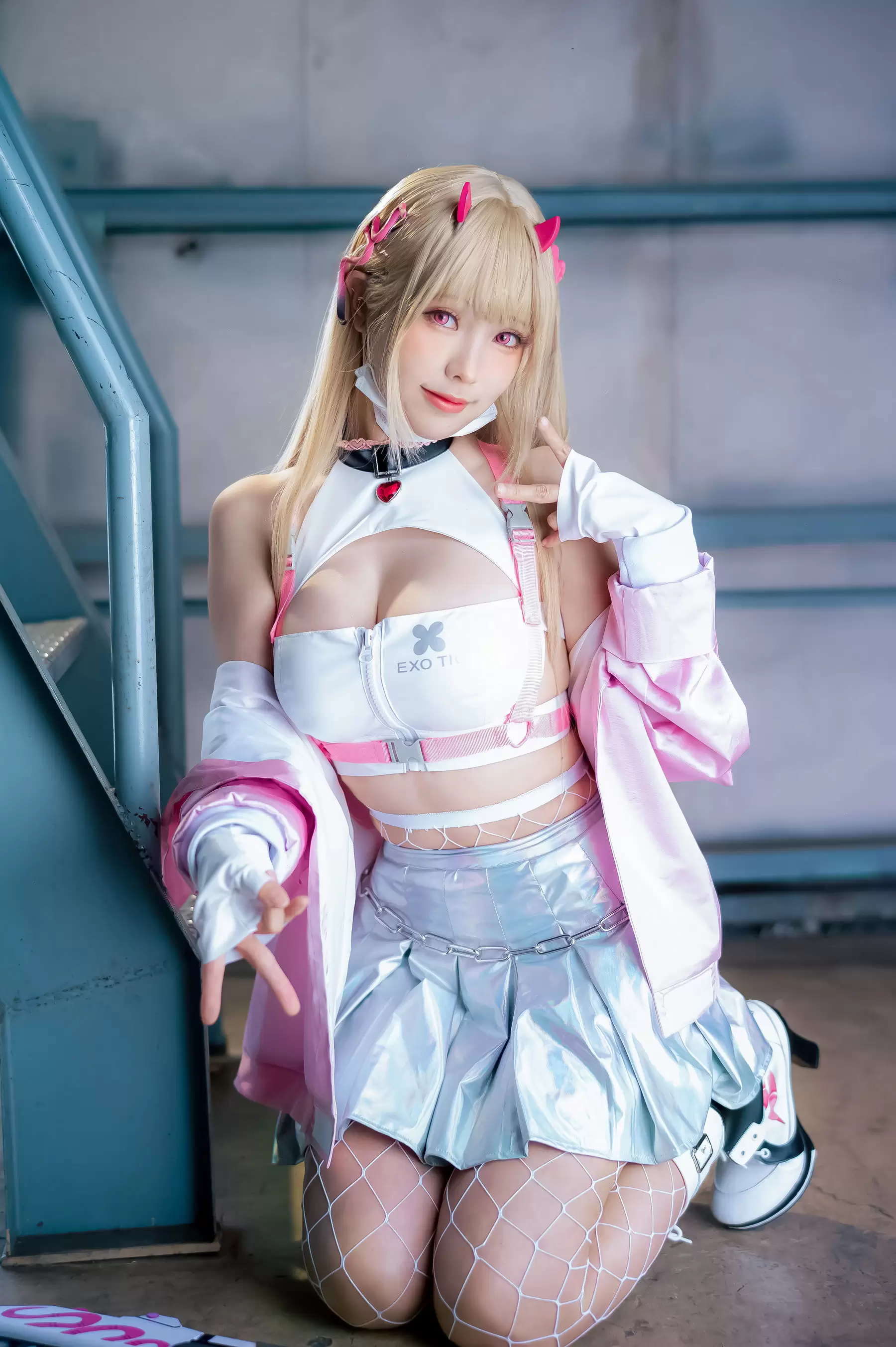 Ely_eee(ElyEE子) – Viper special 毒蛇特別版 [37P] - 秀人网免费无水印在线套图写真