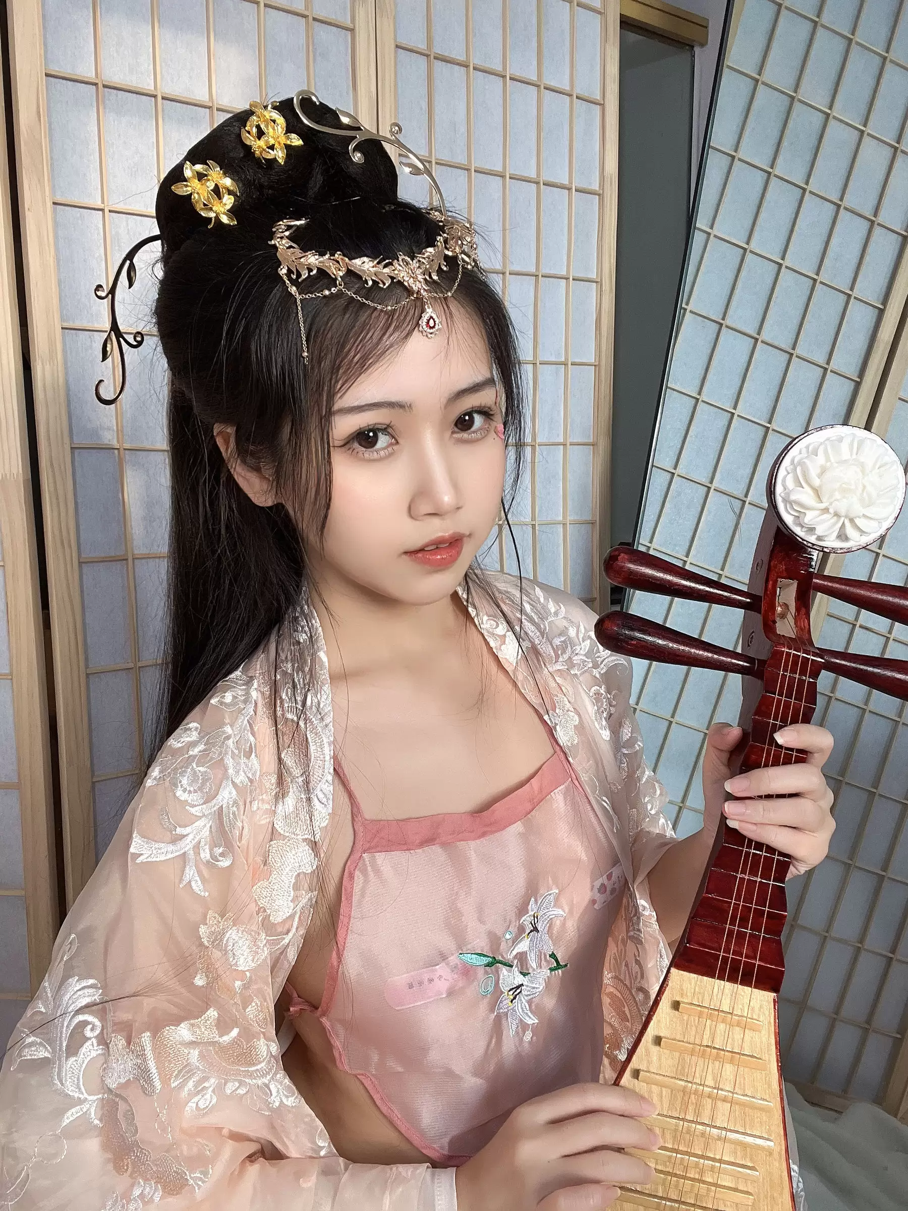 微博人气Coser不呆猫 – 宫廷仕女 [56P] - 秀人网免费无水印在线套图写真