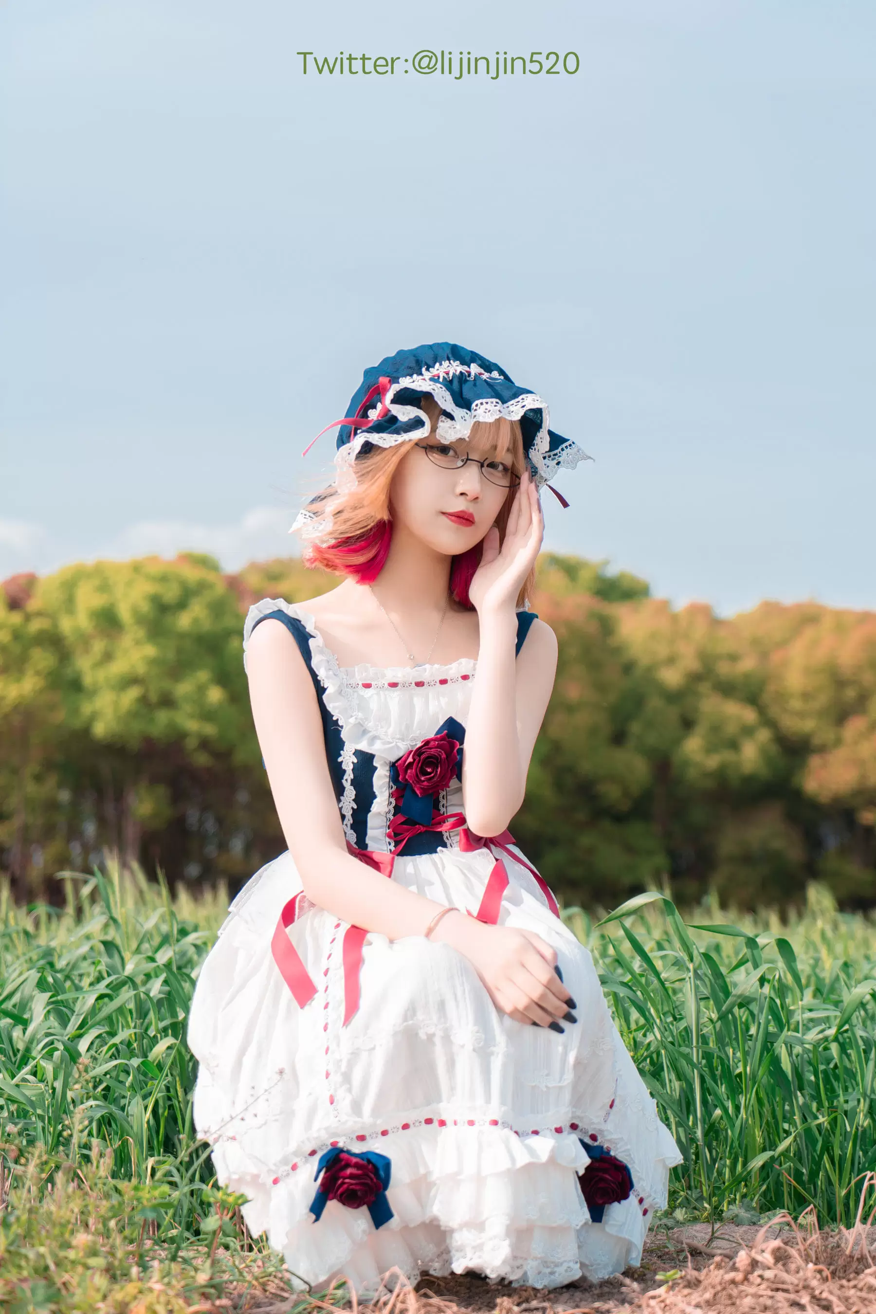 梨瑾瑾 – 户外LO裙 [22P] - 秀人网免费无水印在线套图写真