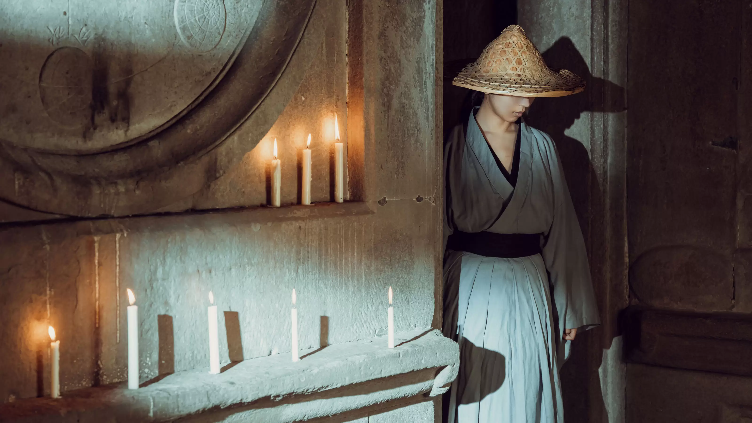 秋和柯基(夏小秋秋秋) – 嗜血印 [30P] - 秀人网免费无水印在线套图写真