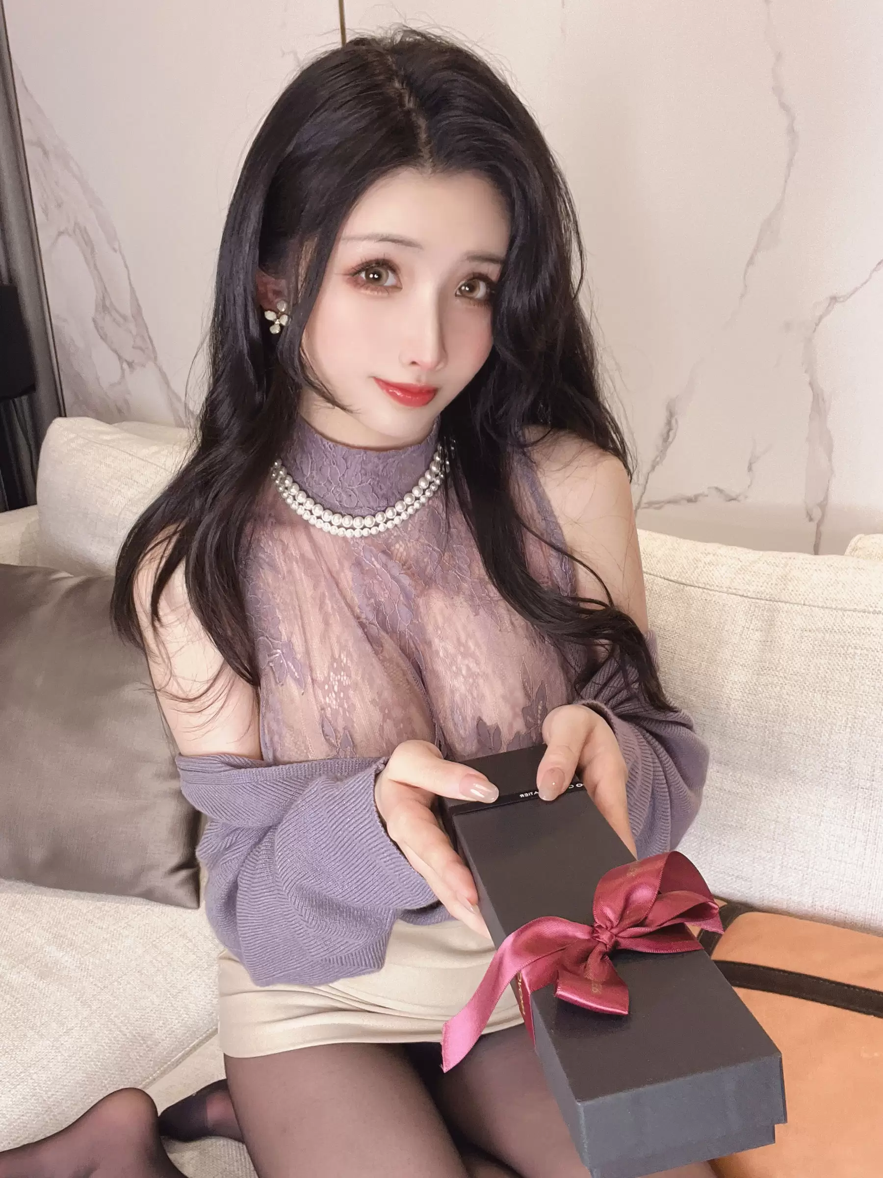 COS福利rioko凉凉子 情人节巧克力 [39P] - 秀人网免费无水印在线套图写真