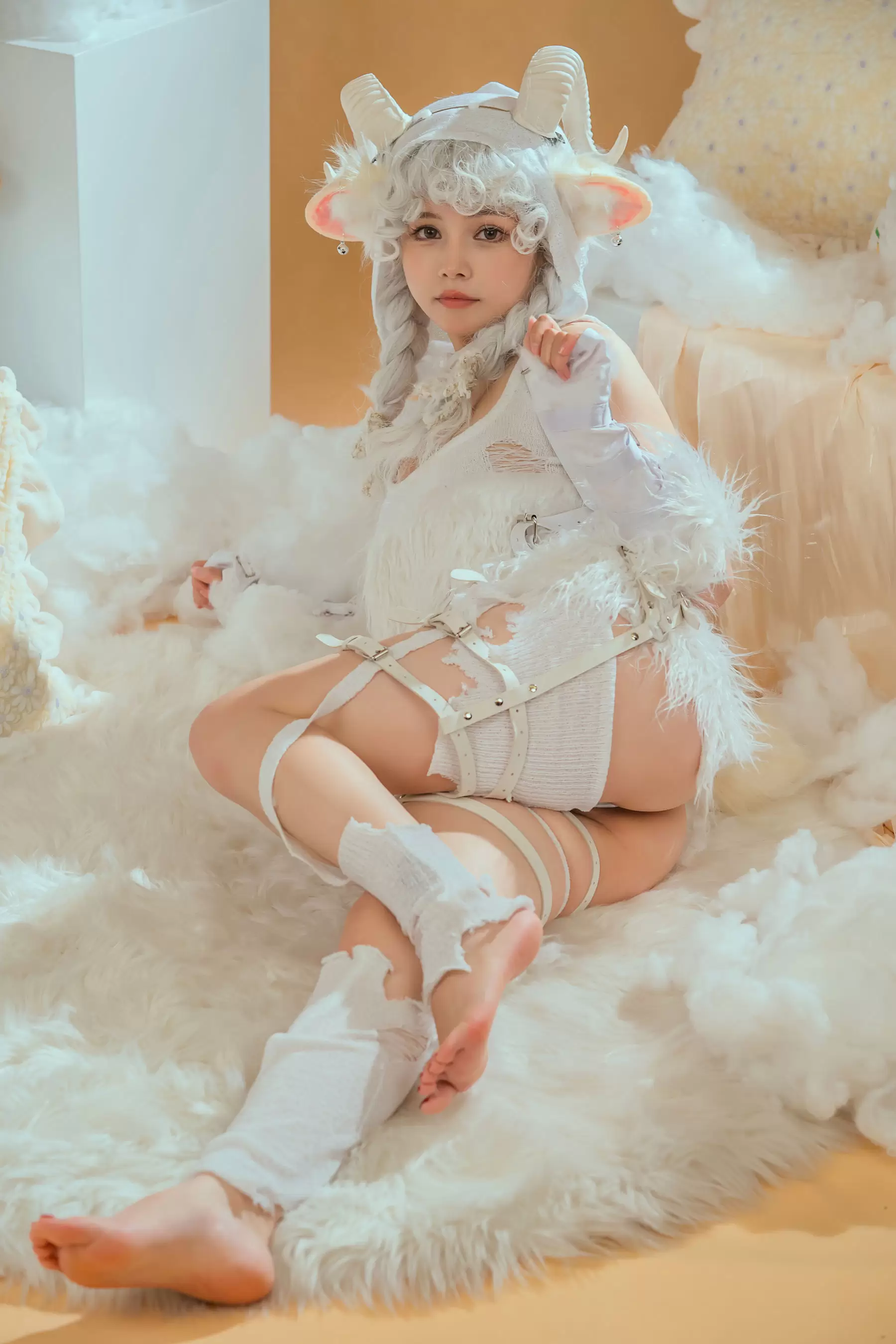 七月喵子 – 幻想兽娘集 日食篇 [132P] - 秀人网免费无水印在线套图写真