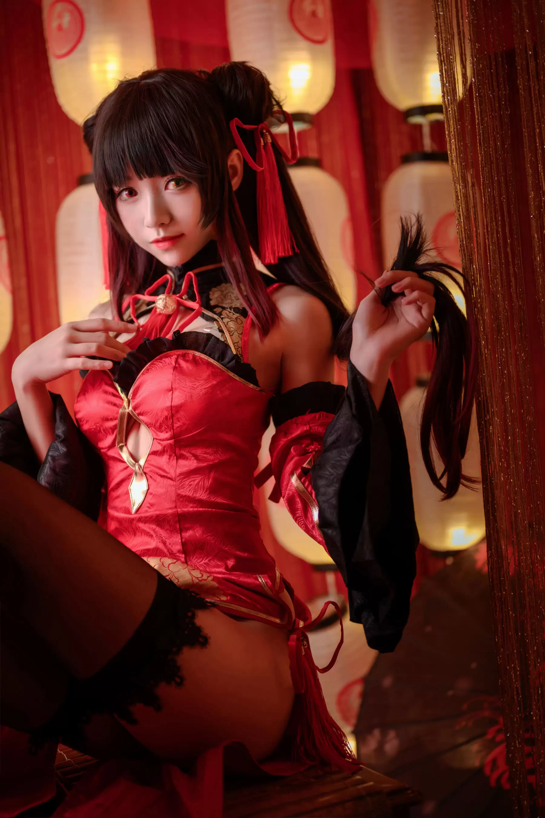 动漫博主大大卷卷小卷 – 红色双马尾 [11P] - 秀人网免费无水印在线套图写真