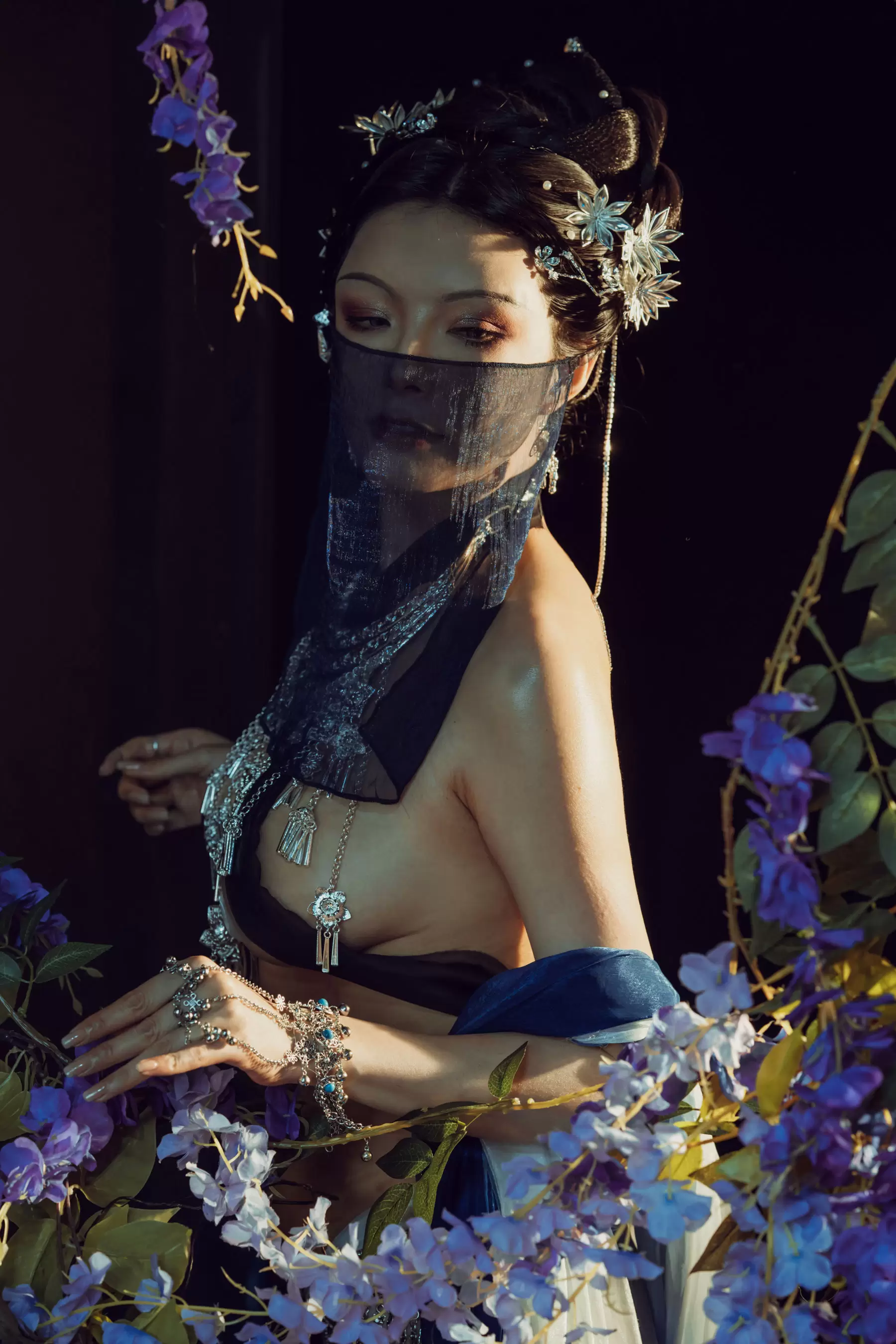 秋和柯基(夏小秋秋秋) – 紫 [40P] - 秀人网免费无水印在线套图写真