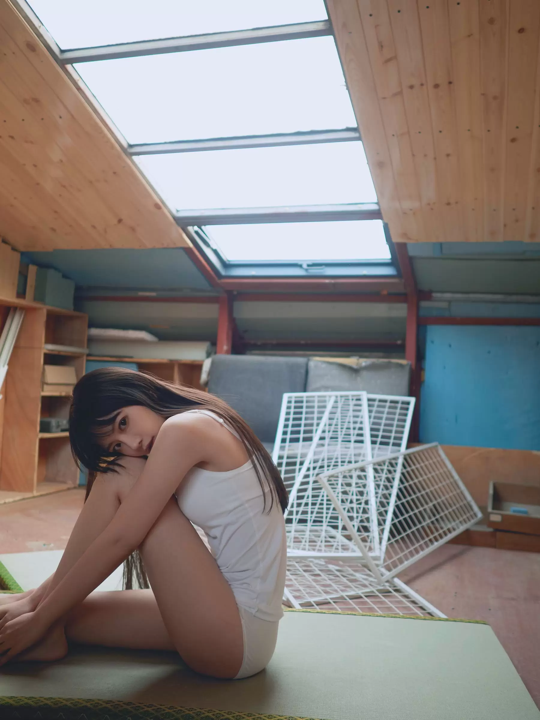 Shika小鹿鹿 – 羽鸟 [17P] - 秀人网免费无水印在线套图写真