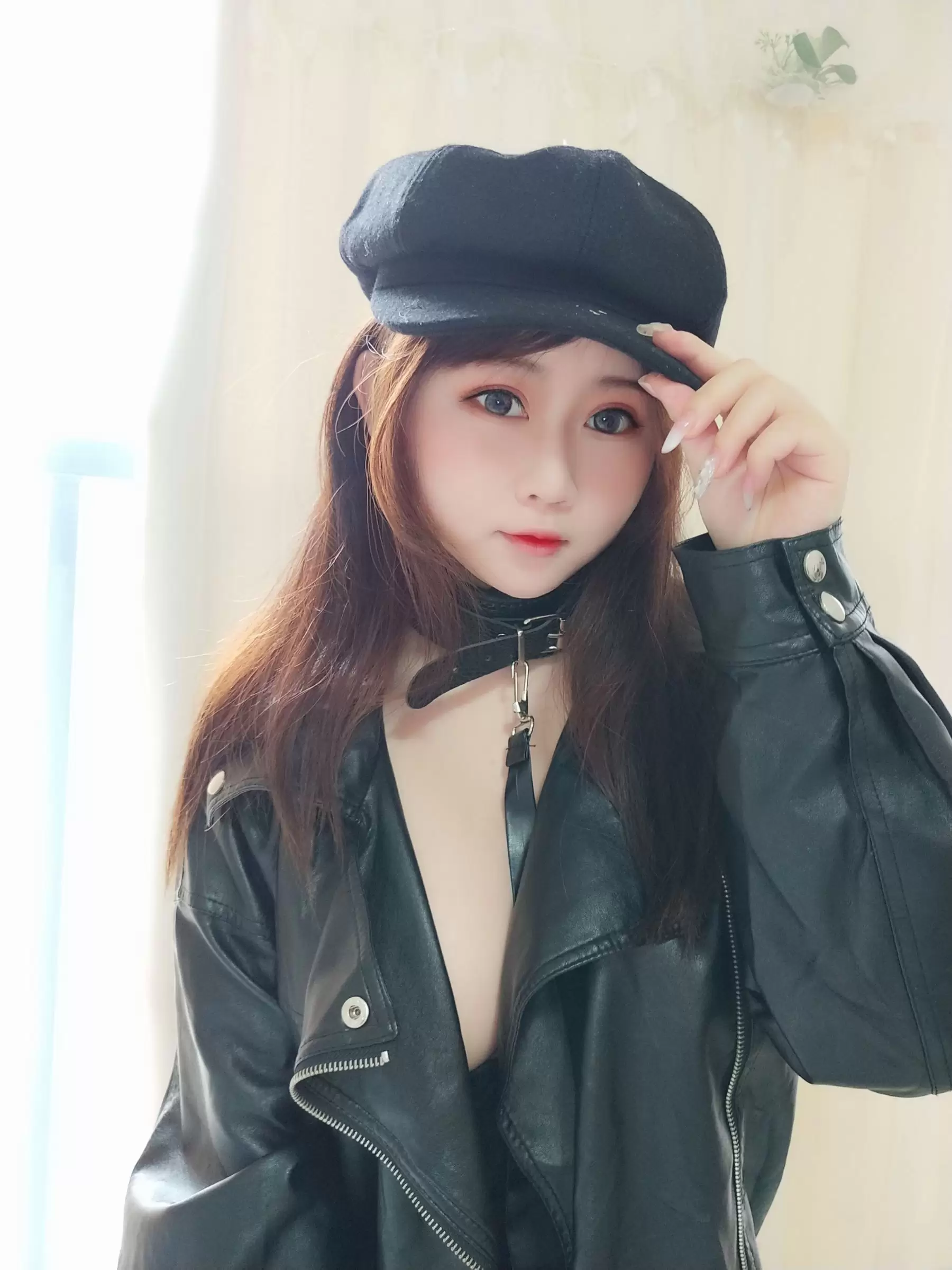 蜜桃少女是依酱呀 黑桃A [24P] - 秀人网免费无水印在线套图写真