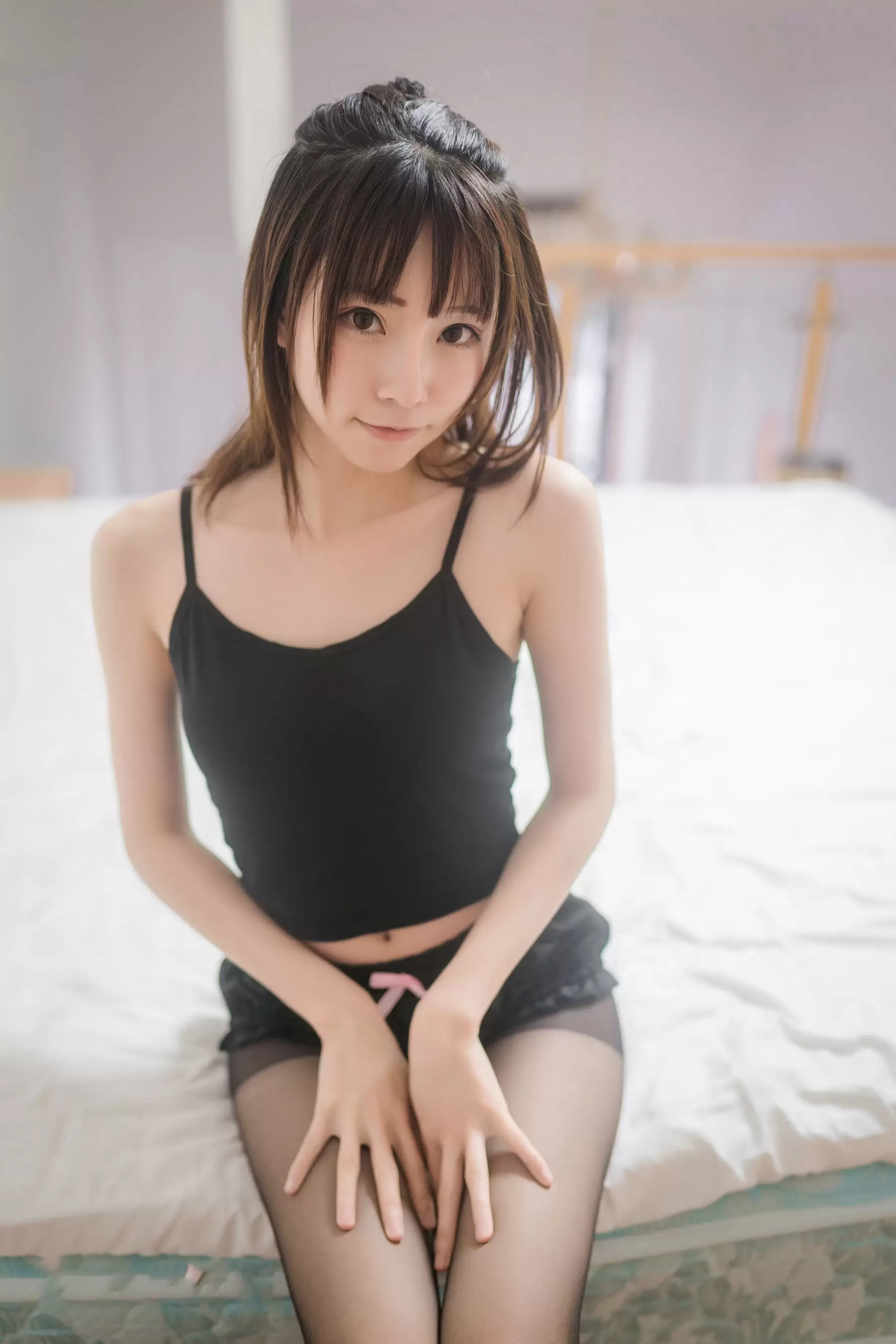 动漫博主Kitaro_绮太郎 – 黑丝套装 [40P] - 秀人网免费无水印在线套图写真