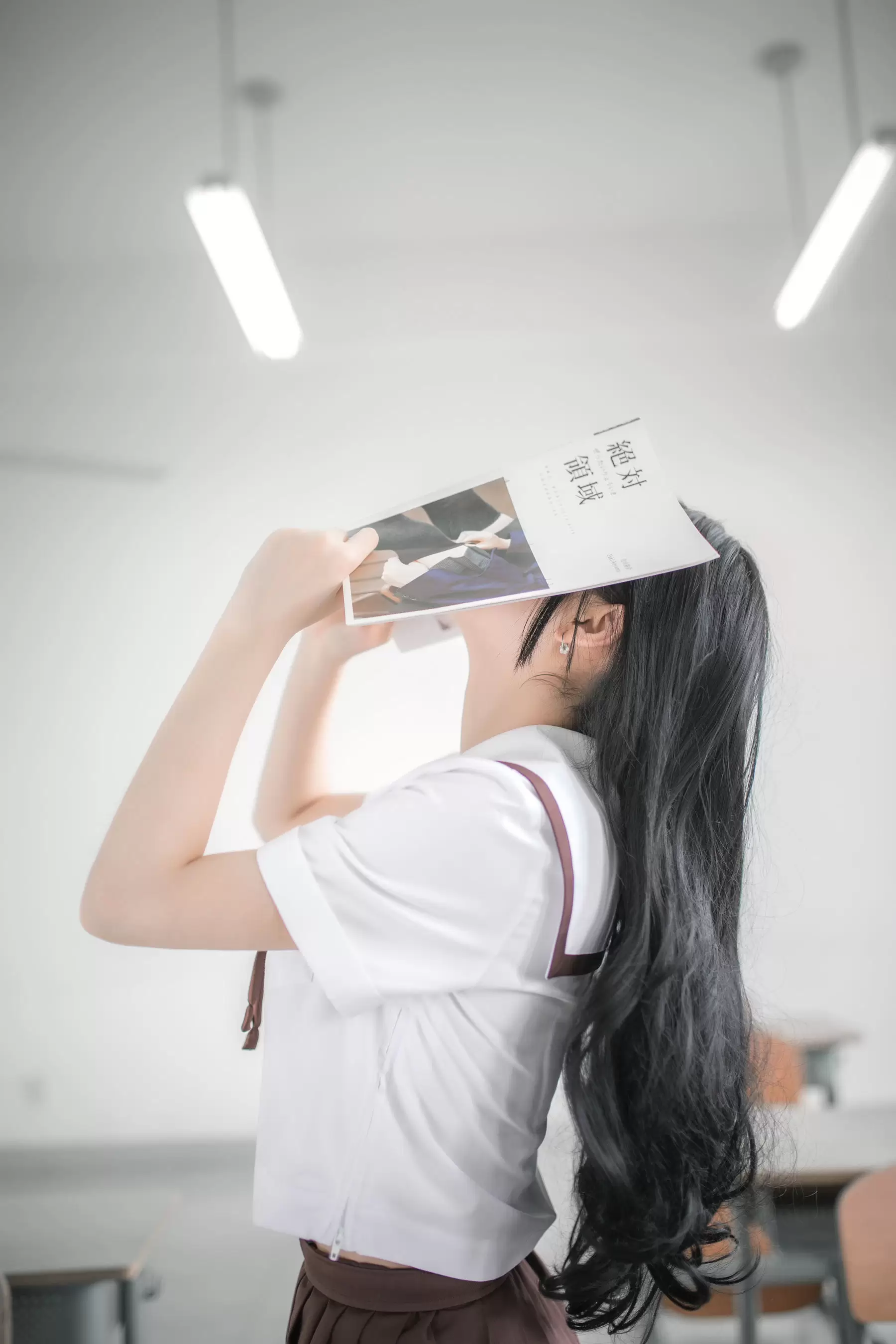 疯猫ss 教室JK学妹的性感 [22P] - 秀人网免费无水印在线套图写真