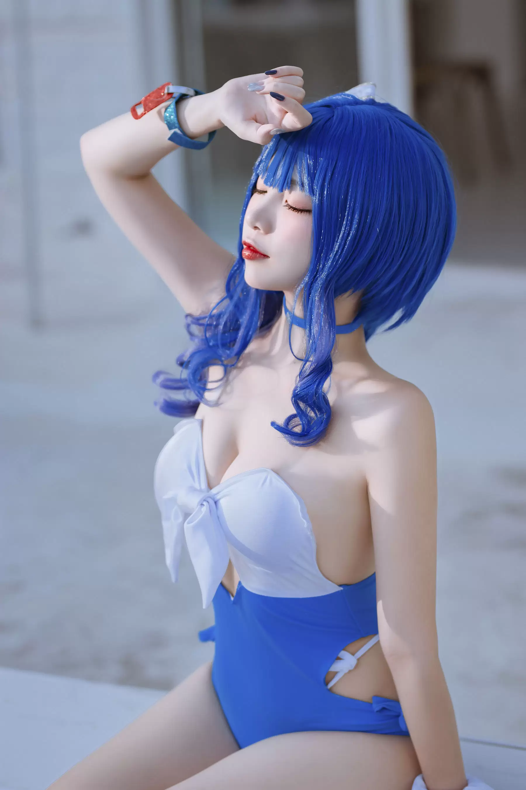 人气Coser二佐Nisa – 碧蓝 圣路易斯泳装 [26P] - 秀人网免费无水印在线套图写真