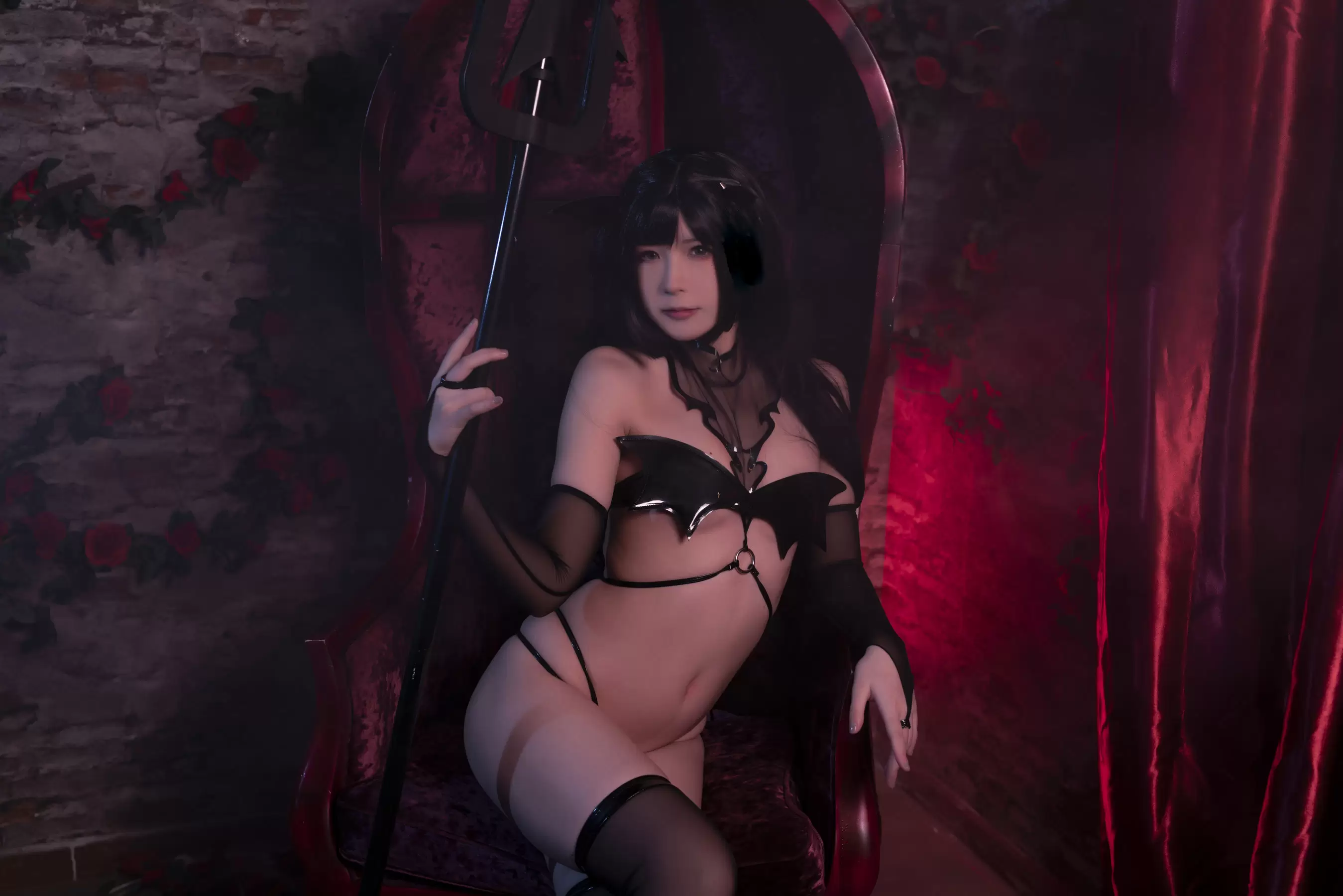 Quan冉有点饿 – 恶堕小恶魔 [20P] - 秀人网免费无水印在线套图写真