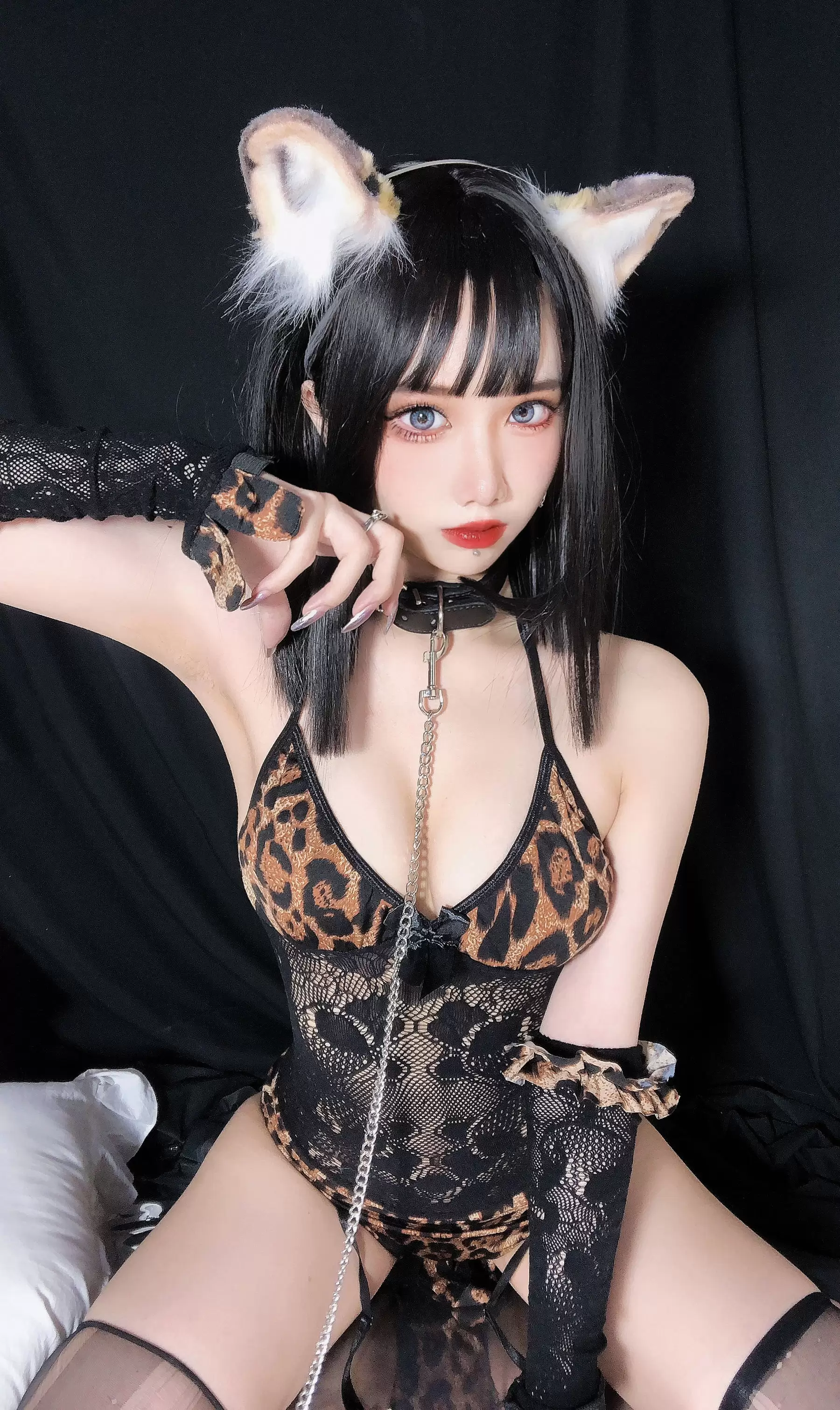 动漫博主果咩酱w – 豹女妹妹 [25P] - 秀人网免费无水印在线套图写真