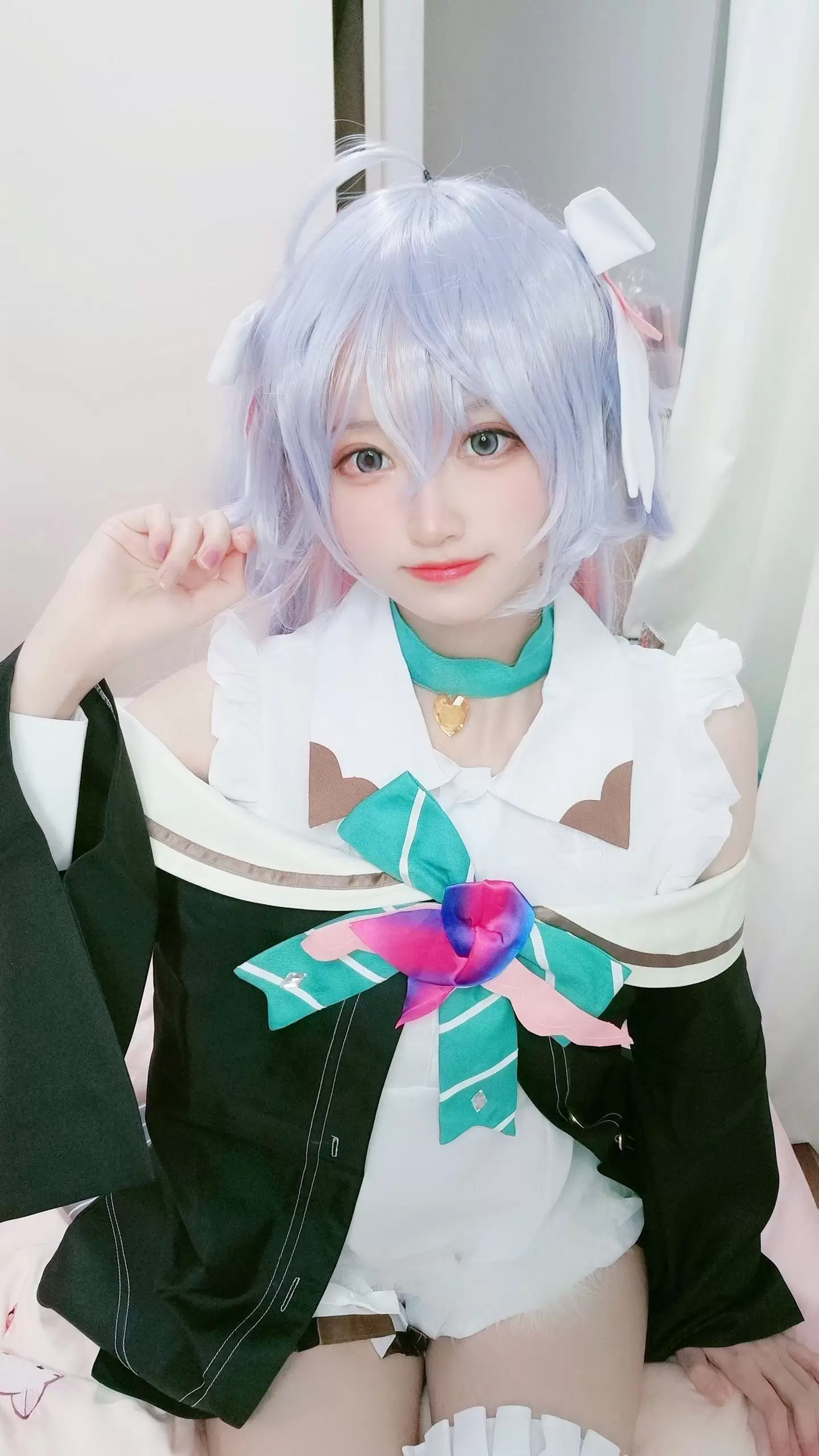 千阳(ちよ) – 神乐七奈 [13P] - 秀人网免费无水印在线套图写真