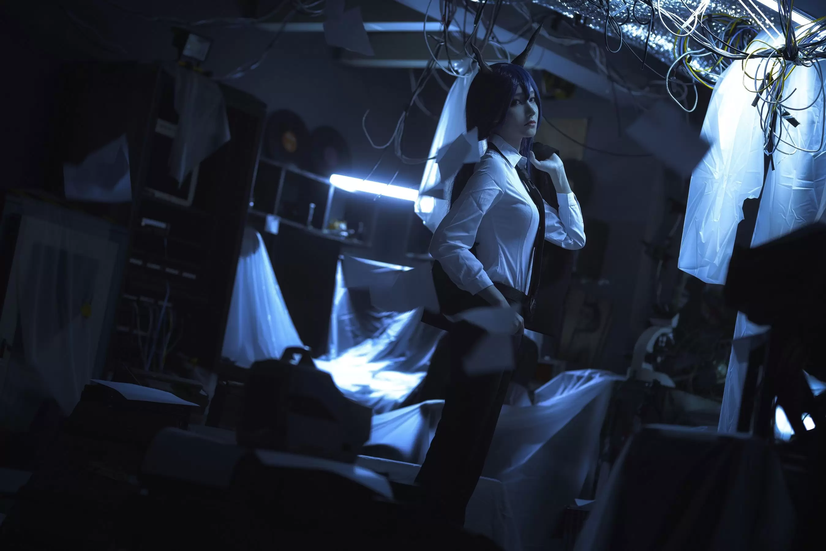 动漫博主南桃Momoko – 陈sir [13P] - 秀人网免费无水印在线套图写真