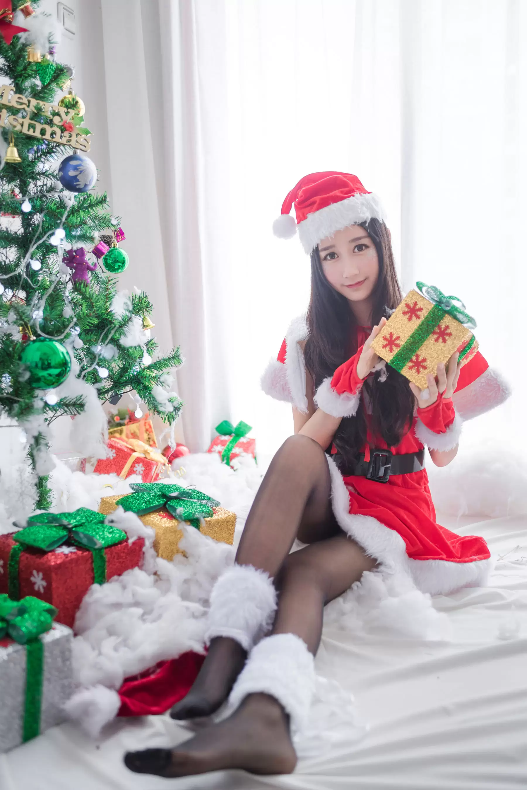 萌系小姐姐木绵绵OwO 圣诞老人和驯鹿酱 [46P] - 秀人网免费无水印在线套图写真