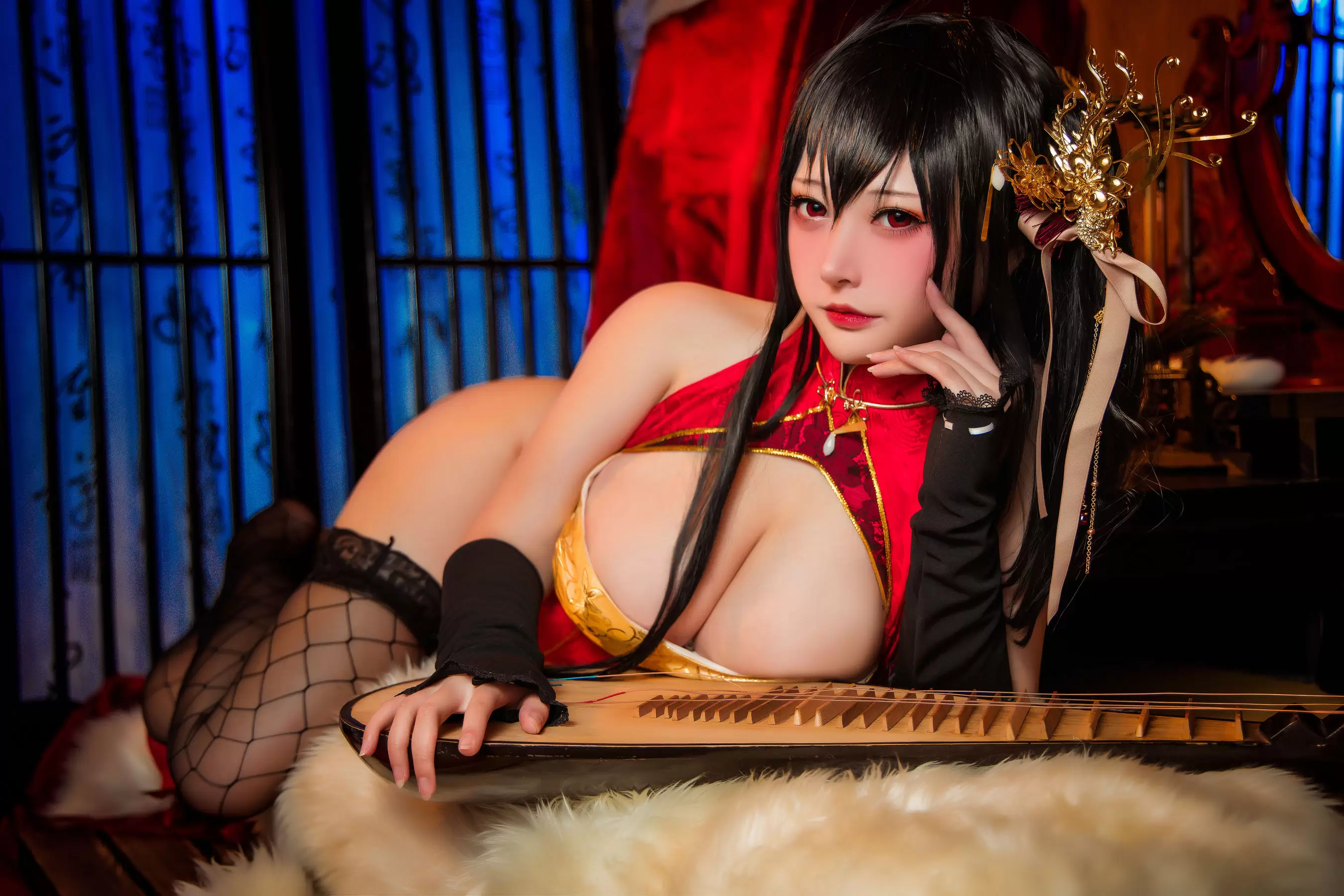 高颜值coser念念_D – 大凤旗袍 [20P] - 秀人网免费无水印在线套图写真