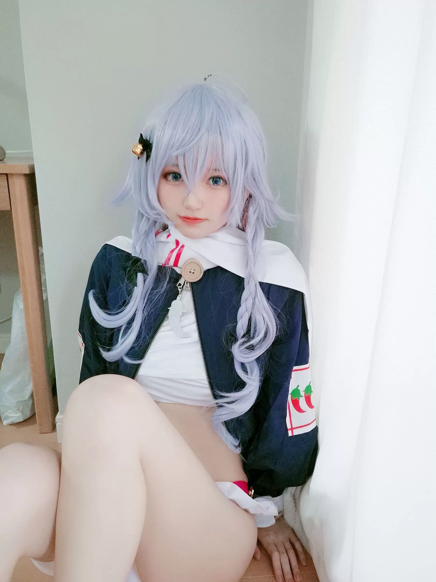 千阳(ちよ) – 狗妈cos(七奈神乐) [16P] - 秀人网免费无水印在线套图写真