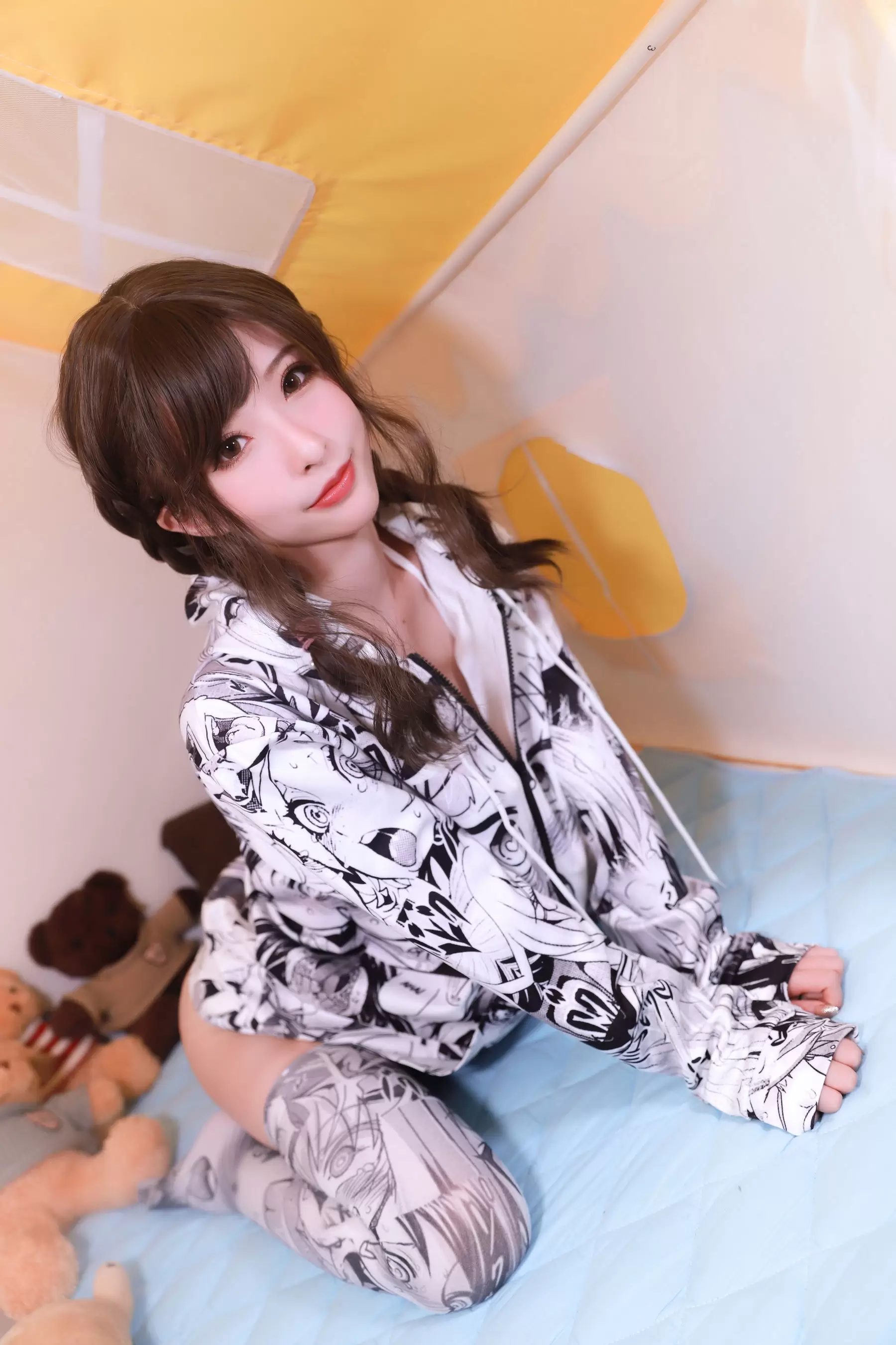 尤物清水由乃 – 漫画女孩 [34P] - 秀人网免费无水印在线套图写真